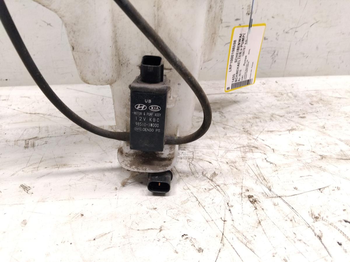 Hyundai i30 GD Kombi original Scheibenwaschbeh&auml;lter inkl. Pumpe BJ2015