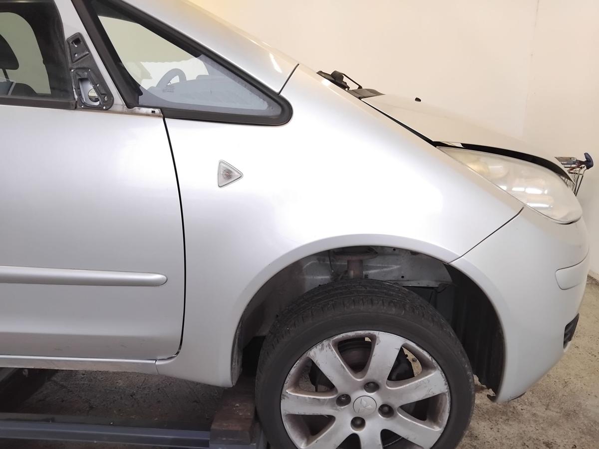 Mitsubishi Colt Z30 orig. Kotflügel vorn rechts 5-Türer A50 Haag silber BJ2007
