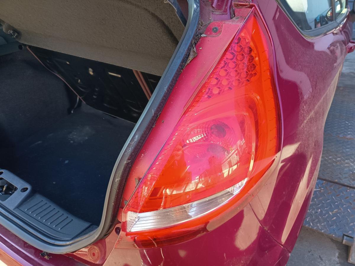 Ford Fiesta MK7 original R&uuml;ckleuchte rechts 3 TRG vor Facelift Bj 2009