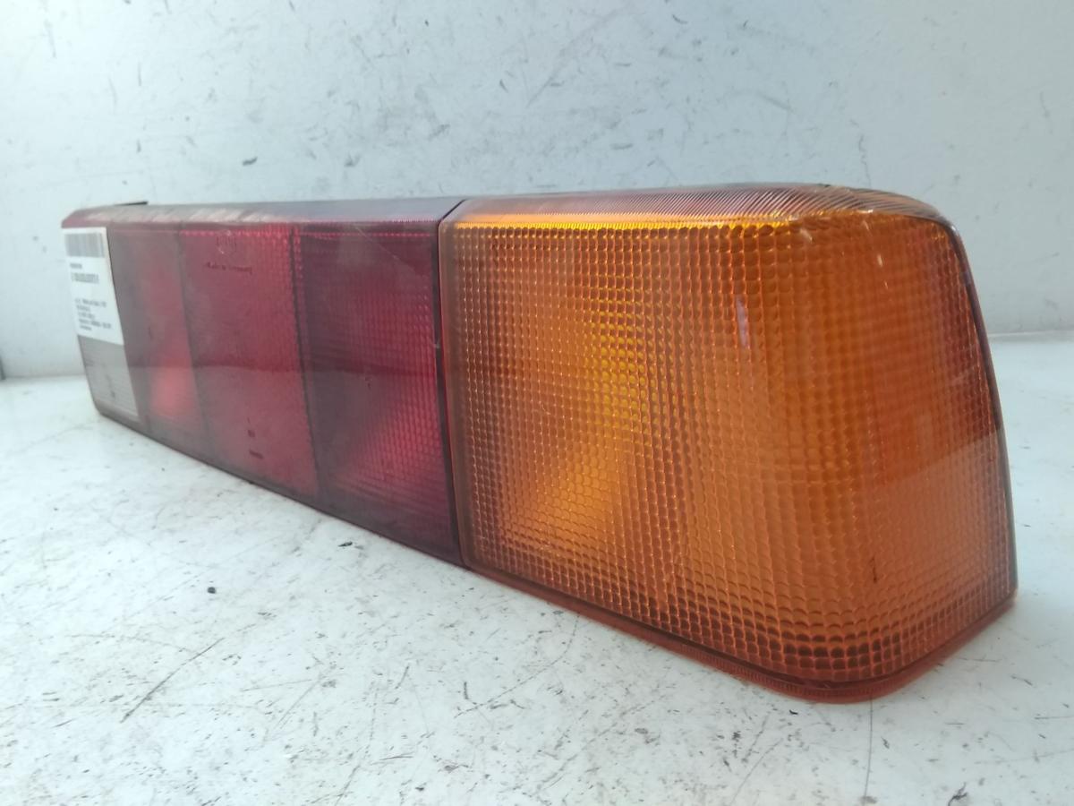 VW Santana B2 original R&uuml;ckleuchte Heckleuchte rechts 326945112A HELLA BJ1984