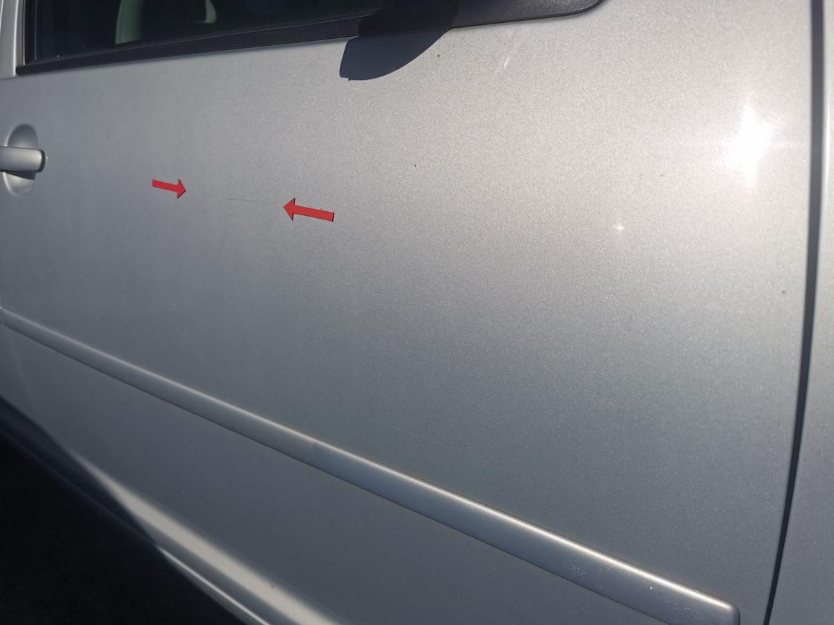 VW Bora 1J Fahrertür Tür Autotür vorn rechts Rohbautür LB7Z Satinsilber Met