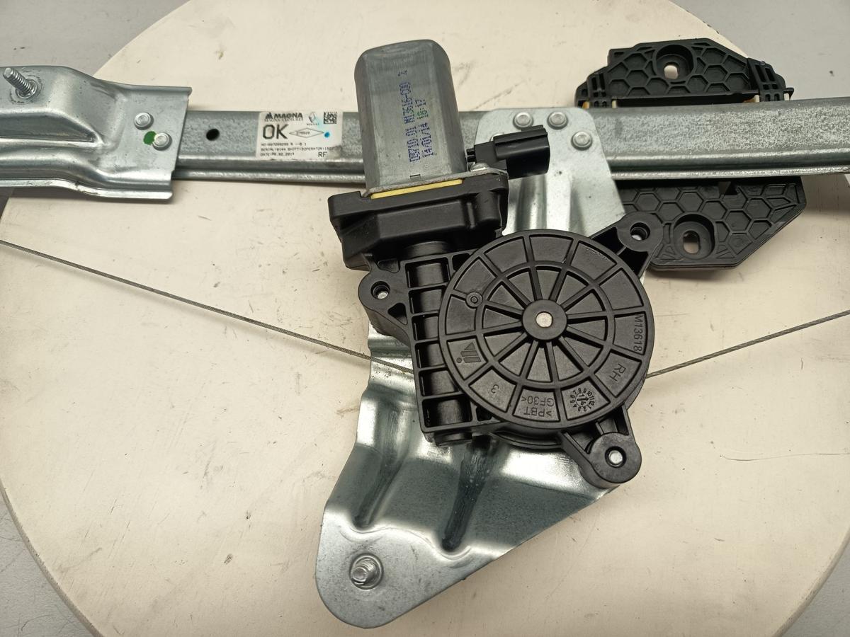 Dacia Sandero II original Fensterheber vorne rechts elektrisch Baujahr 2014