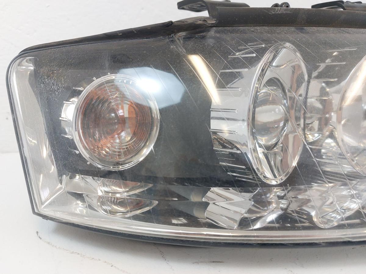 Audi A4 8E B6 Xenonscheinwerfer Scheinwerfer Frontscheinwerfer Xenon vorn rechts