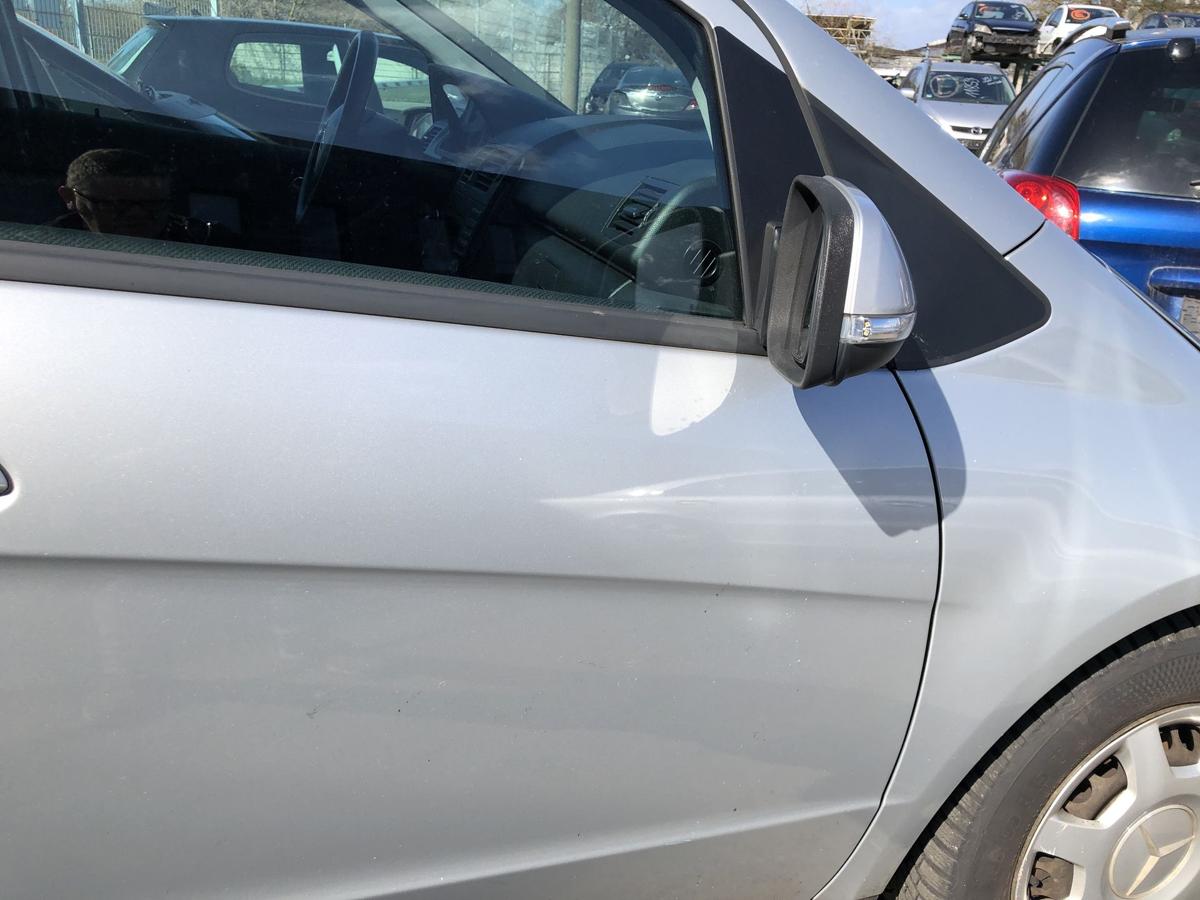 Mercedes W169 A Klasse Mopf T&uuml;r vorn rechts Beifahrer Roh 5trg ab08 761 silber