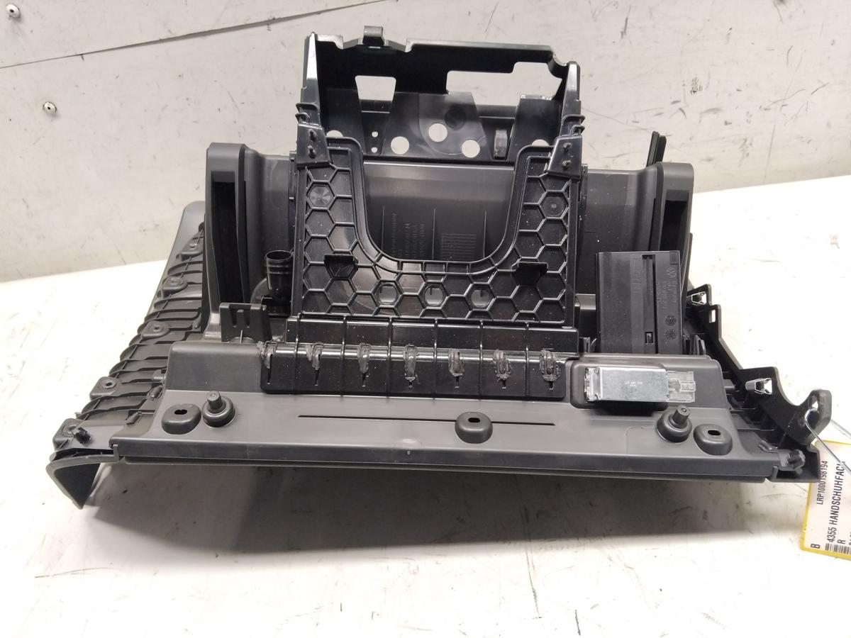 VW Golf Sportsvan original Handschuhfach Handschuhkasten Bj.2017