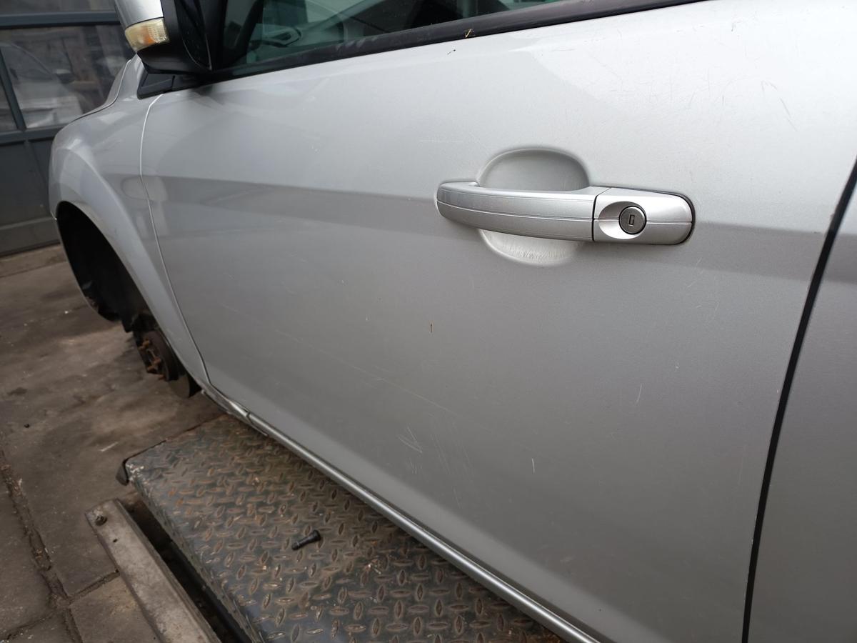 Ford Focus II original T&uuml;r vorne links Polarsilber Facelift Baujahr 2009