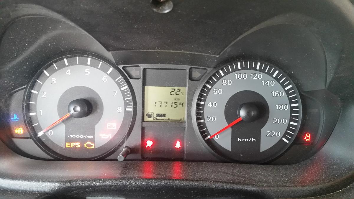 Mitsubishi Colt CZ3 Bj. 2009 org. Kombiinstrument Tacho Tachometer