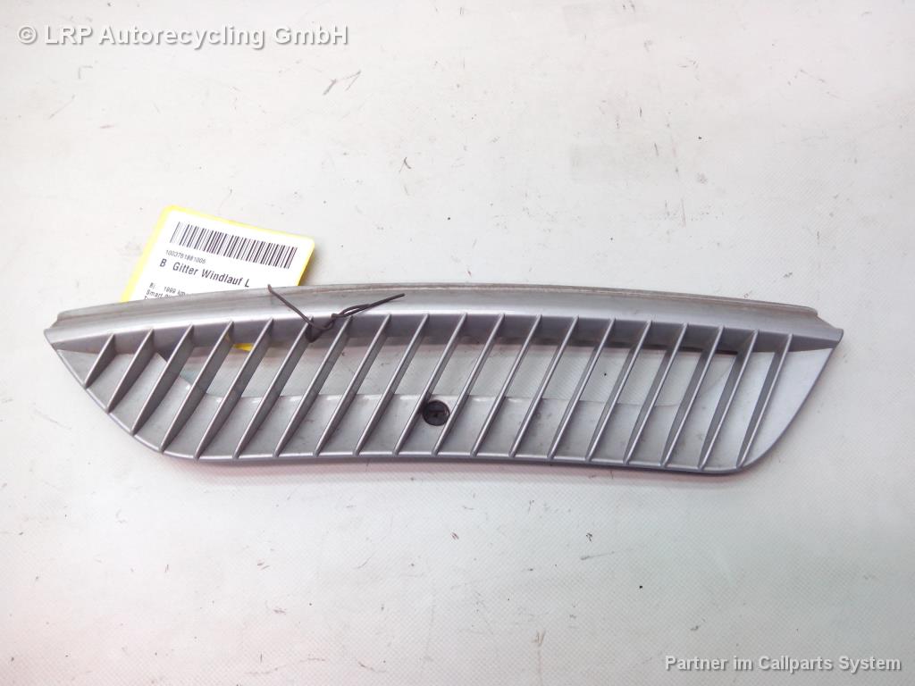 Smart City Coupe 450 BJ1999 original Gitter Windlauf links