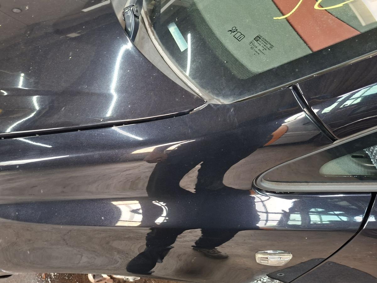 Opel Corsa D orig Kotflügel links Fahrerseite 2HU Saphirschwarz Metallic Bj 2007