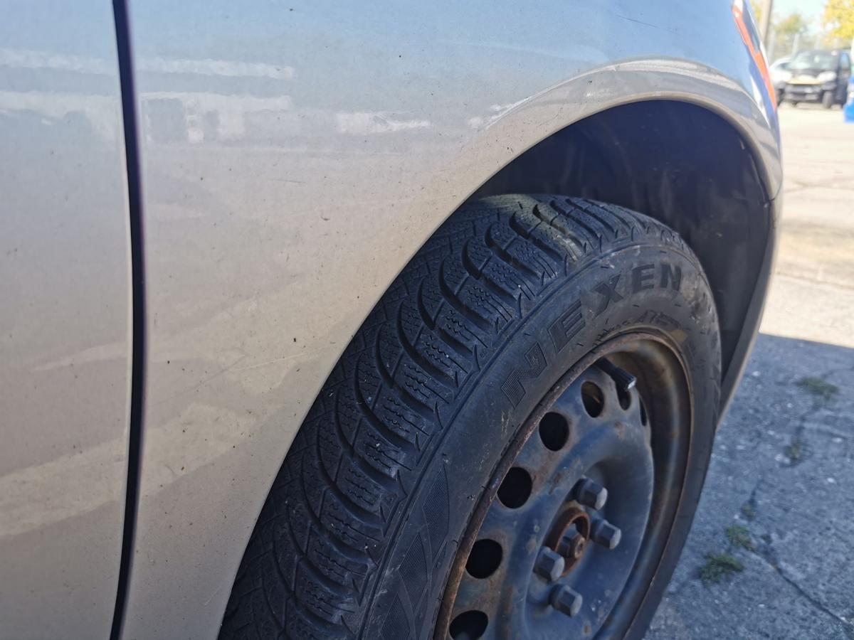 Nissan Micra K12 Kotflügel Fender Seitenwand vorn rechts KY0 Sporty Silver Met