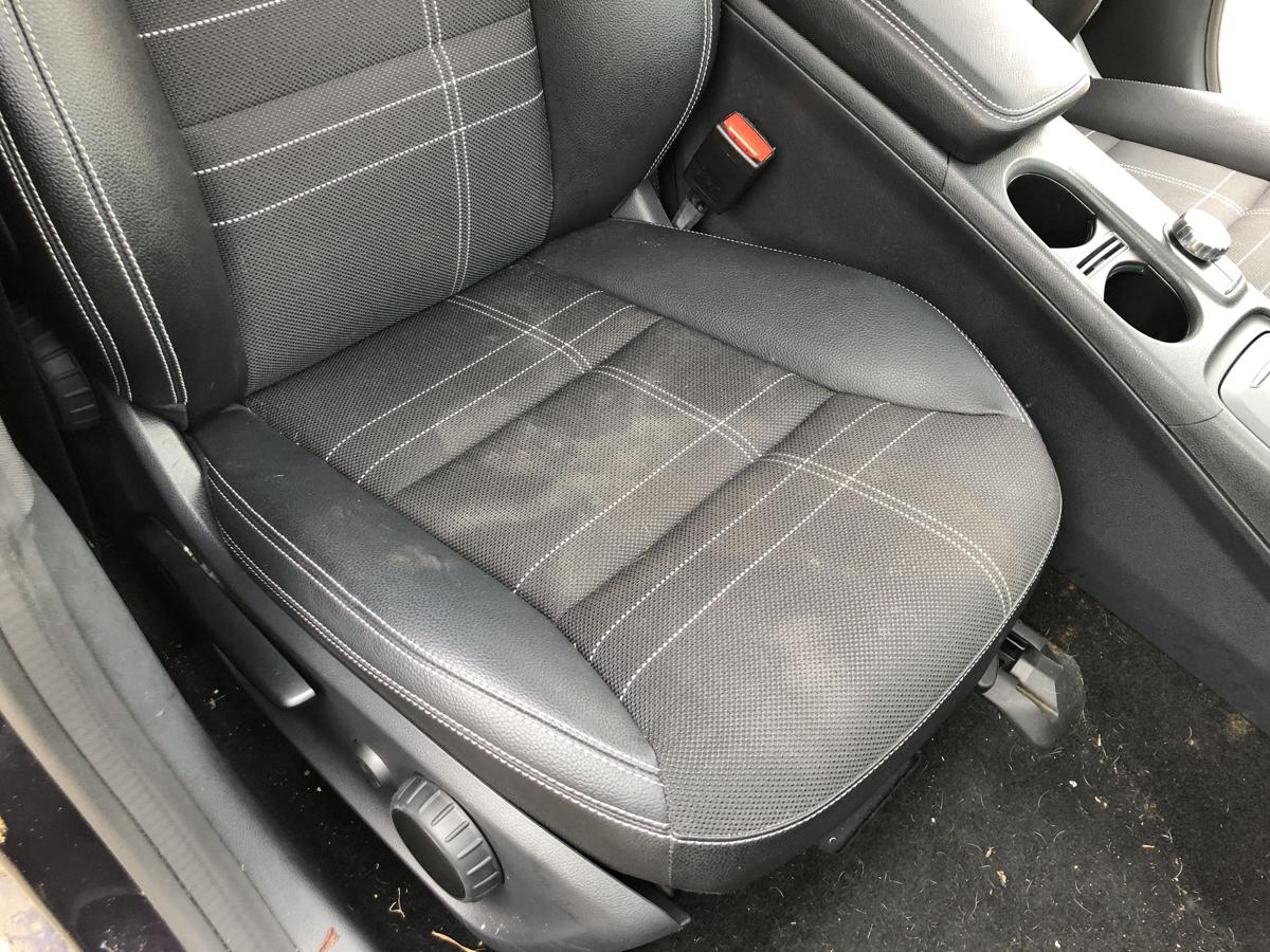 Mercedes CLA C117 bis 16 Sitz vorn rechts Beifahrersitz Stoff Artico Heizung
