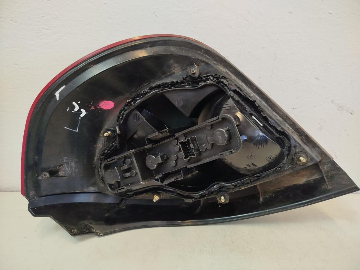 Nissan Almera N16 bis 2000 R&uuml;ckleuchte links R&uuml;cklicht Heckleuchte OEM