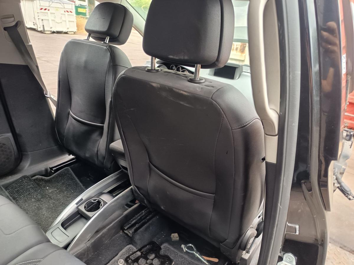 Opel Meriva B Beifahrersitz vorn rechts Stoff/Leder grau/anthrazit TABZ Bj 2012