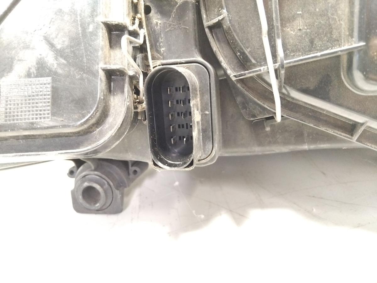 Seat Ibiza 6L orig Scheinwerfer links Valeo 6L1941021A Halogen mit LWR BJ2003