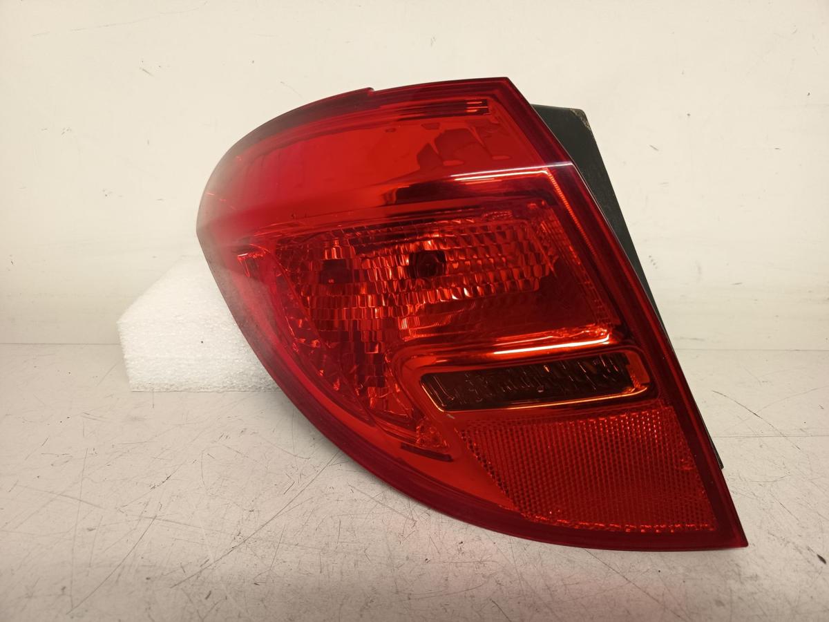 Opel Meriva B original R&uuml;ckleuchte links aussen Heckschlusslicht Bj 2010