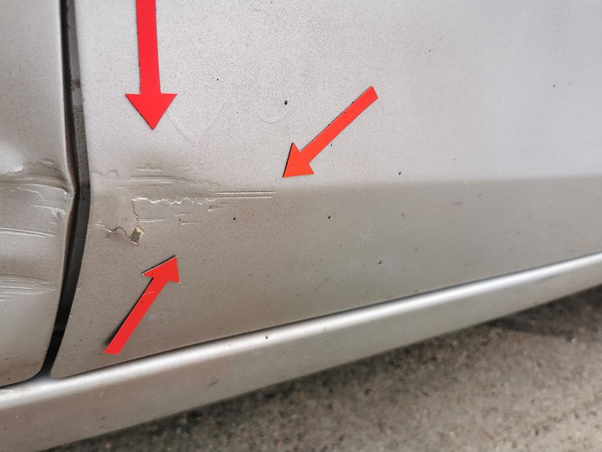 Toyota Yaris XP9 Beifahrertür Autotür Tür vorn rechts 1E7 SilverPearl FRA TEXT