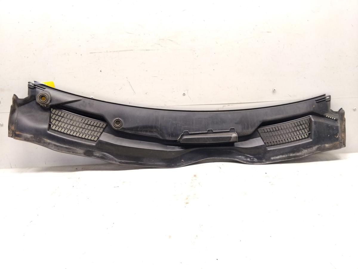 Mercedes Benz Vito 447 original Plastikabdeckung Windlauf Bj.2014