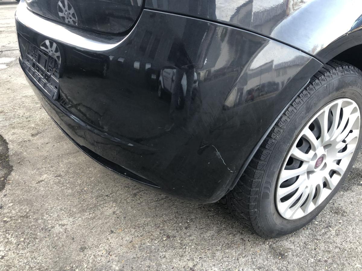 Fiat Grande Punto 199 Sto&szlig;f&auml;nger hinten 5t&uuml;rer Stossstange Bumper 891 Nero