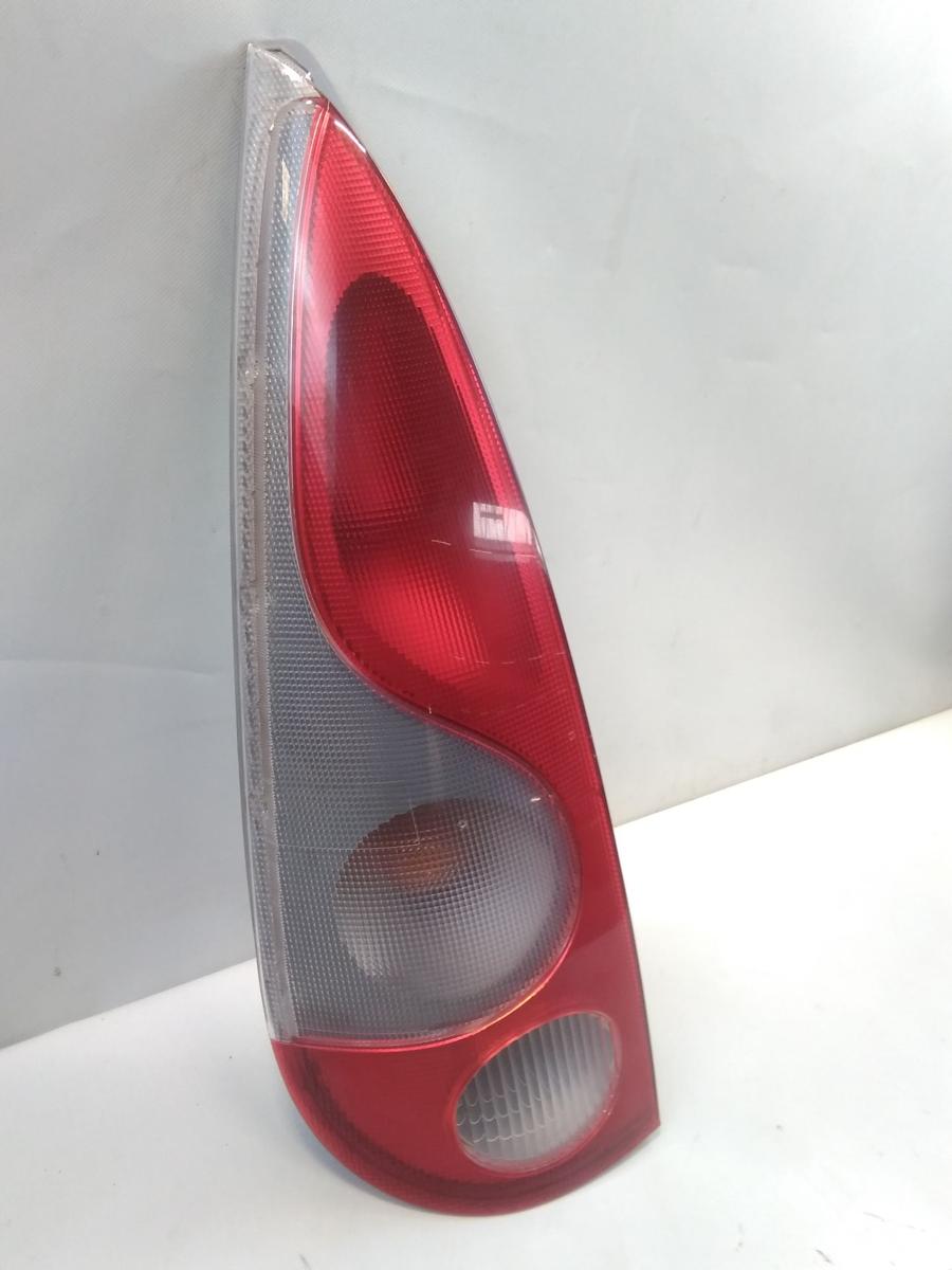 Toyota Yaris Verso original R&uuml;ckleuchte Schlussleuchte links BJ2000