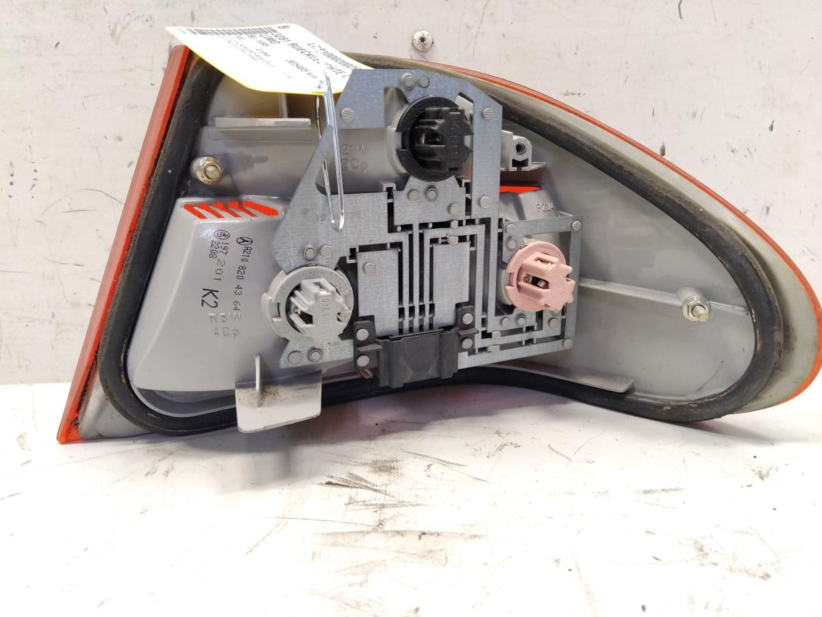 Mercedes E-Klasse Limo W210 original R&uuml;ckleuchte Heckleuchte links Bj.1998