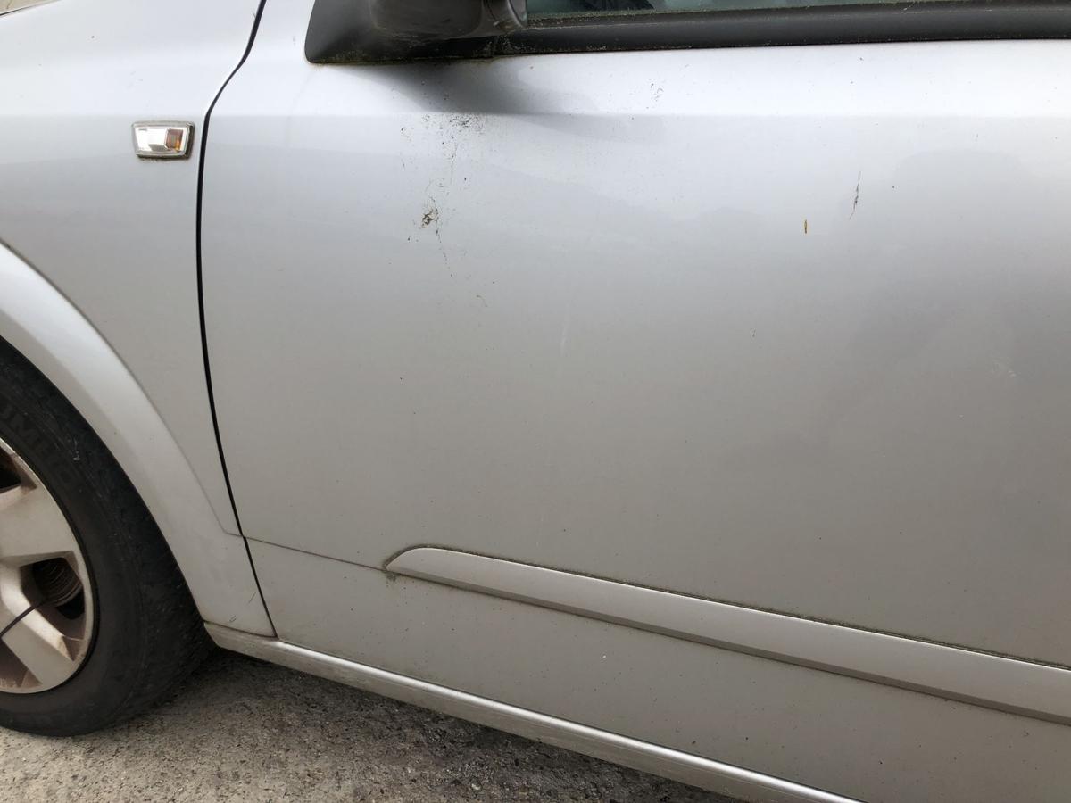 Opel Astra H Caravan T&uuml;r vorn links Fahrert&uuml;r im Rohbau 2AU Starsilber