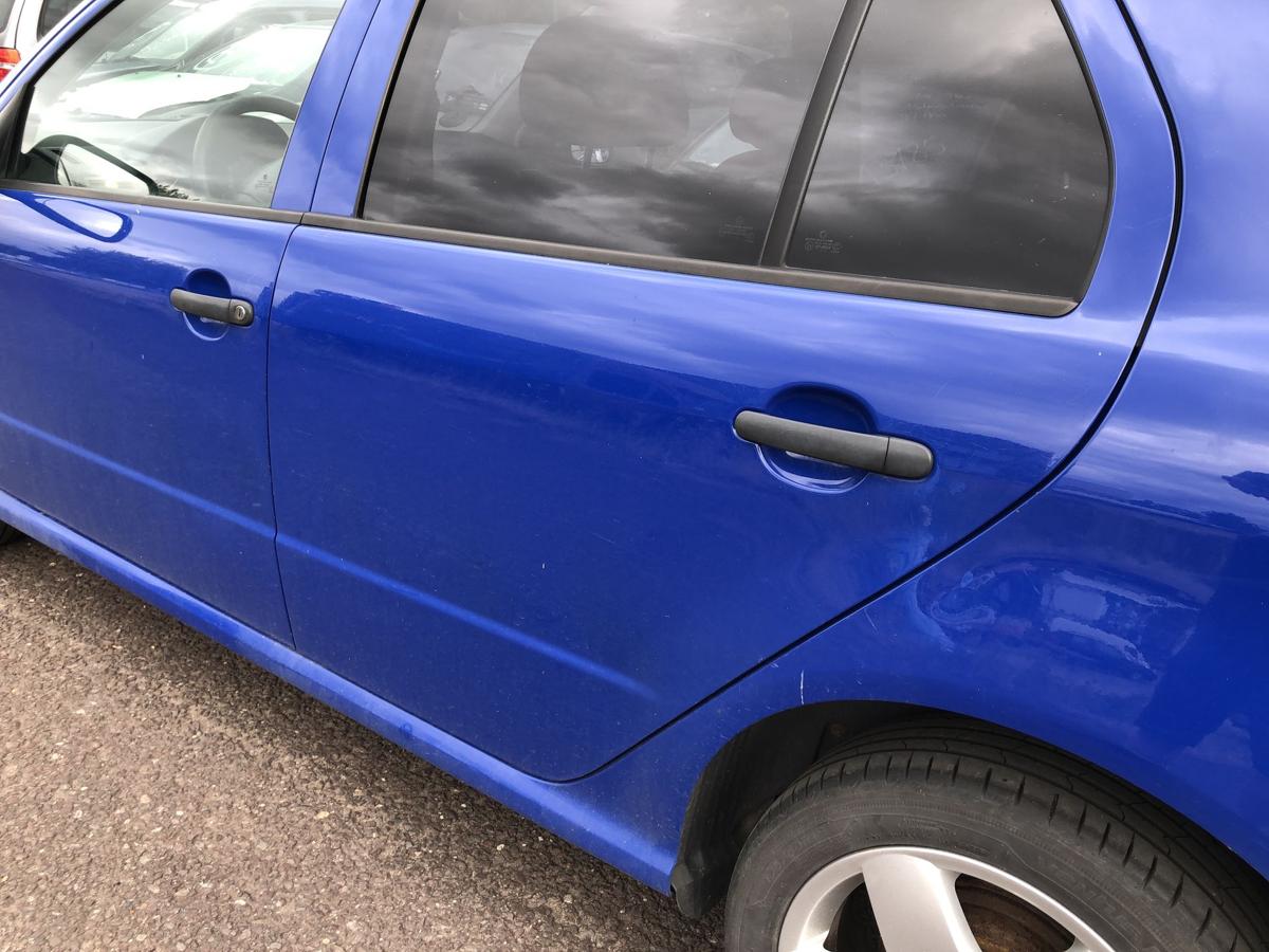 Skoda Fabia 6Y T&uuml;r hinten links Fondt&uuml;r im Rohbau 5 t&uuml;rer LF5K Dynamic Blau