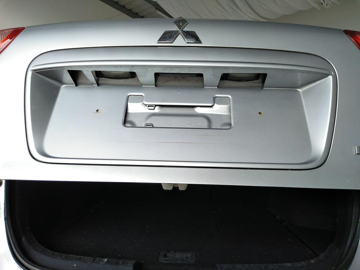 Mitsubishi Lancer 8 CY0 Sportback Heckklappe silber A31 mit Heckscheibe Bj.2011