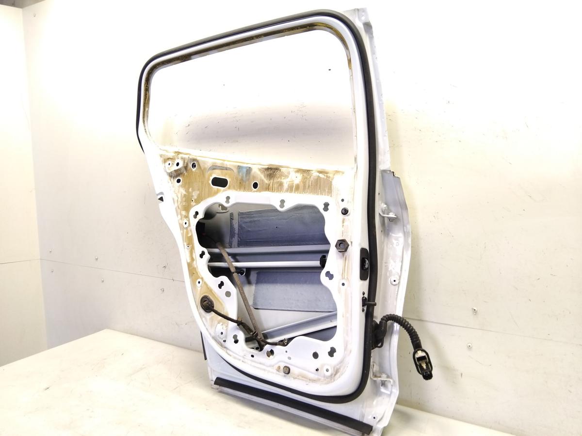 Ford Focus 4 Kombi Facelift T&uuml;r hinten links frostwei&szlig; Bj.2023