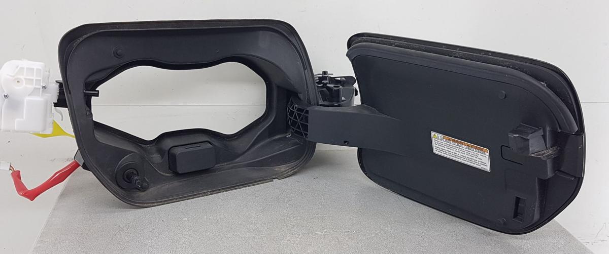 Mitsubishi Eclipse Cross Klappe Ladeanschluss Bj2023 Tankklappe 5970A0270