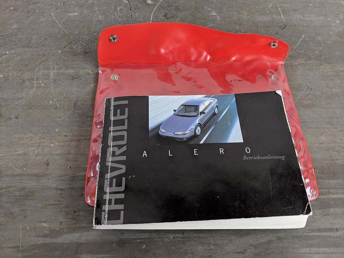 Chevrolet Alero 98-04 Bedienungsanleitung Bordbuch Handbuch