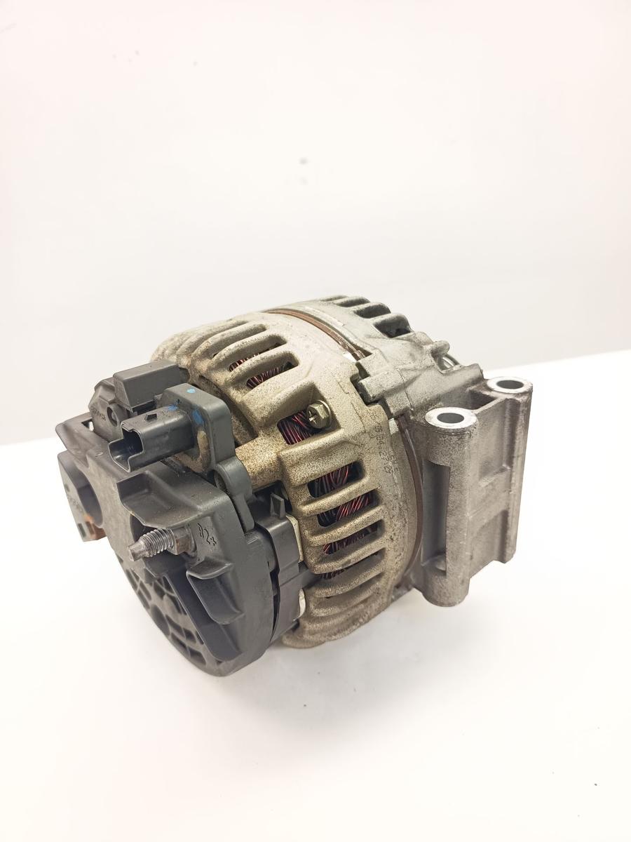 Dacia Sandero original Lichtmaschine 98A 1.4 55kW 8200660040 0124415041