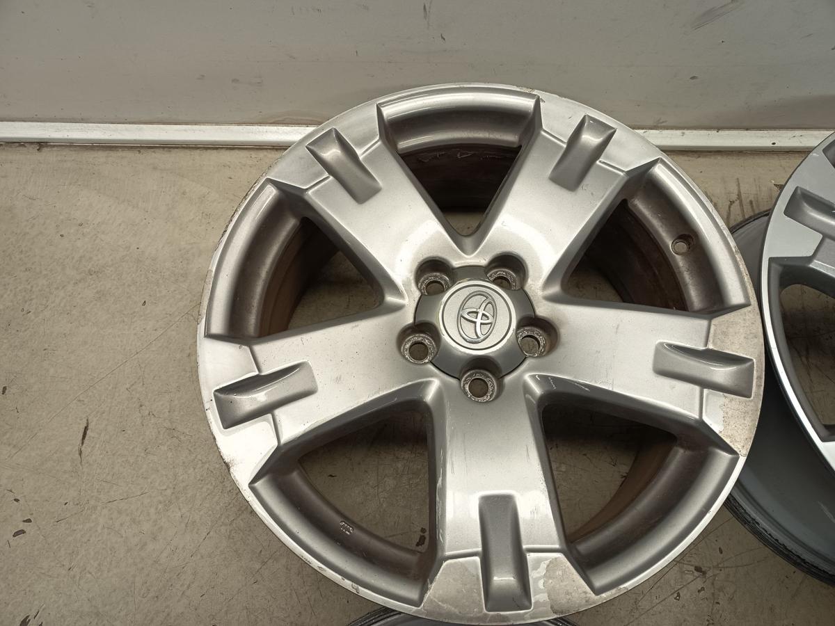 Toyota RAV4 original Alufelgensatz 7,5x18 ET39 Baujahr 2009
