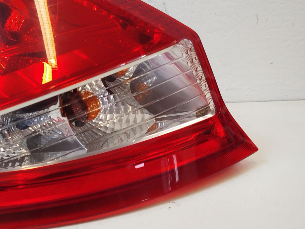 Ford Fiesta JA8 R&uuml;ckleuchte links R&uuml;cklicht Heckleuchte f&uuml;r 3 und 5 t&uuml;rer bis12