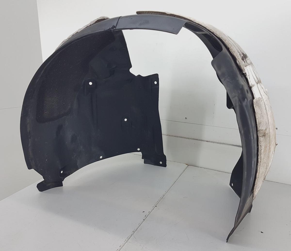 Tesla Model X Radhausschale vorn rechts Bj2022 1585129-00-C