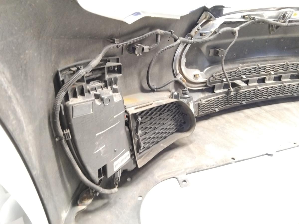 Tesla Model S P85D orig Sto&szlig;stange Stossf&auml;nger vorn mit Parkhilfe BJ2014 PMMB pacificblue