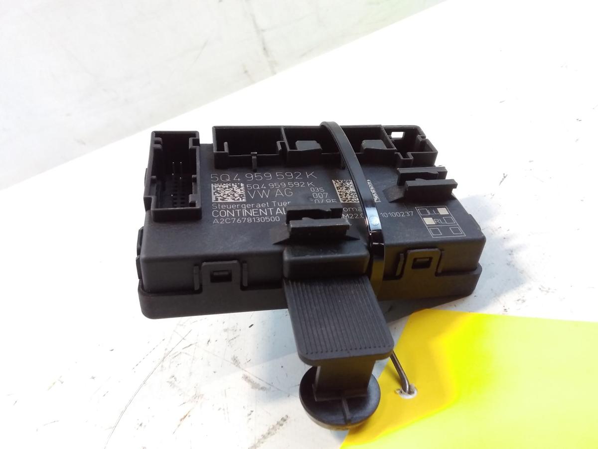 Seat Leon ST 5F original Türsteuergerät vorn rechts 5Q4959592K Bj.2019