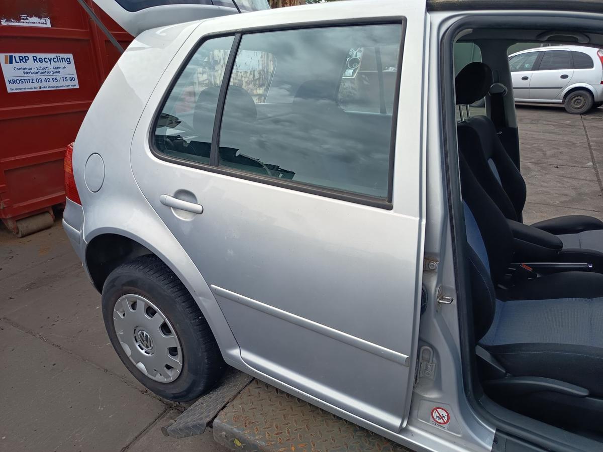 VW Golf IV original T&uuml;r hinten rechts Fond Rohbau B7Z Satinsilber Bj 1998