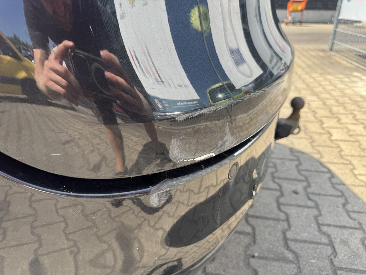 Opel Insignia A original Heckklappe mit Heckscheibe GAR Graphitschwarz Kombi Bj.2011