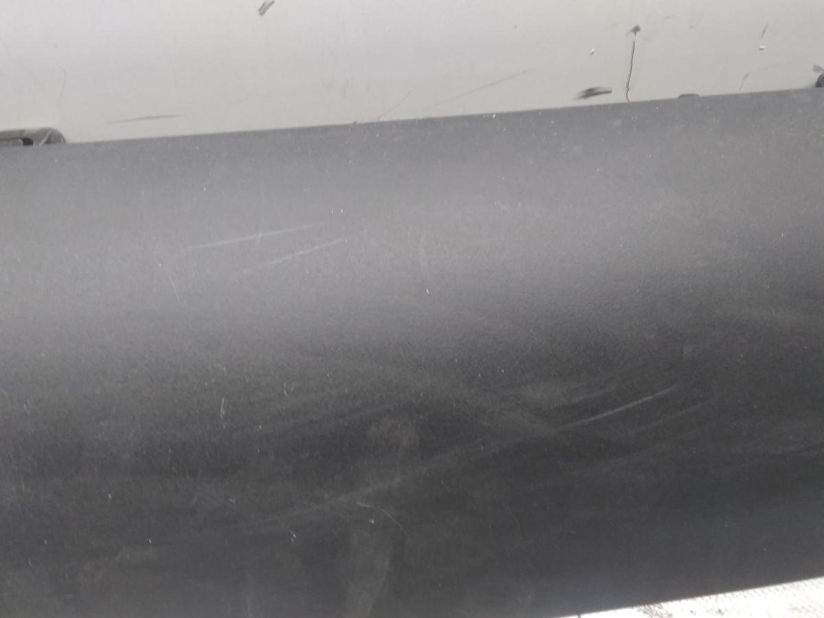 Tesla Model Y original Schwellerverkleidung rechts 2-teilig BJ2022 Dual Motor