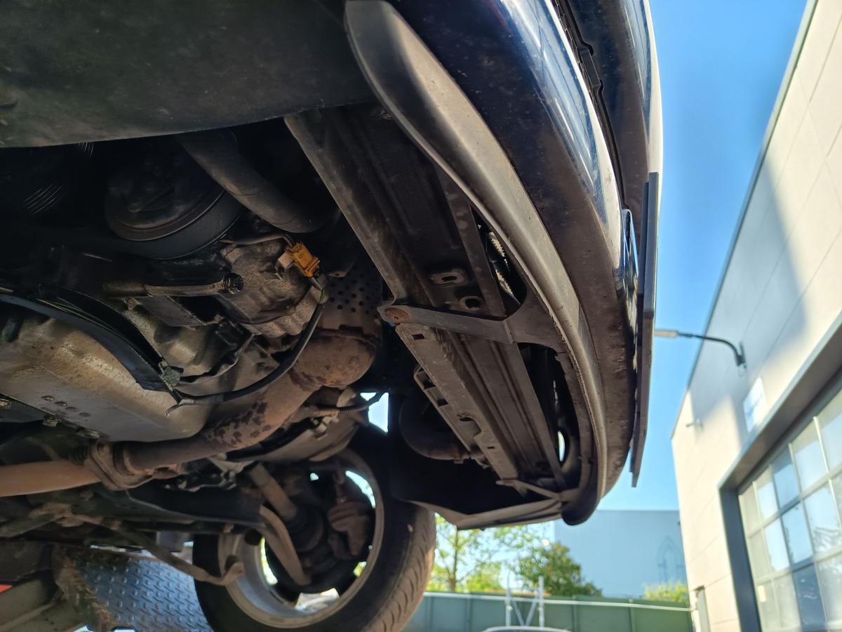 Peugeot 206CC original Sto&szlig;stange F&auml;nger vorn Front KPL Montebello Bj2006