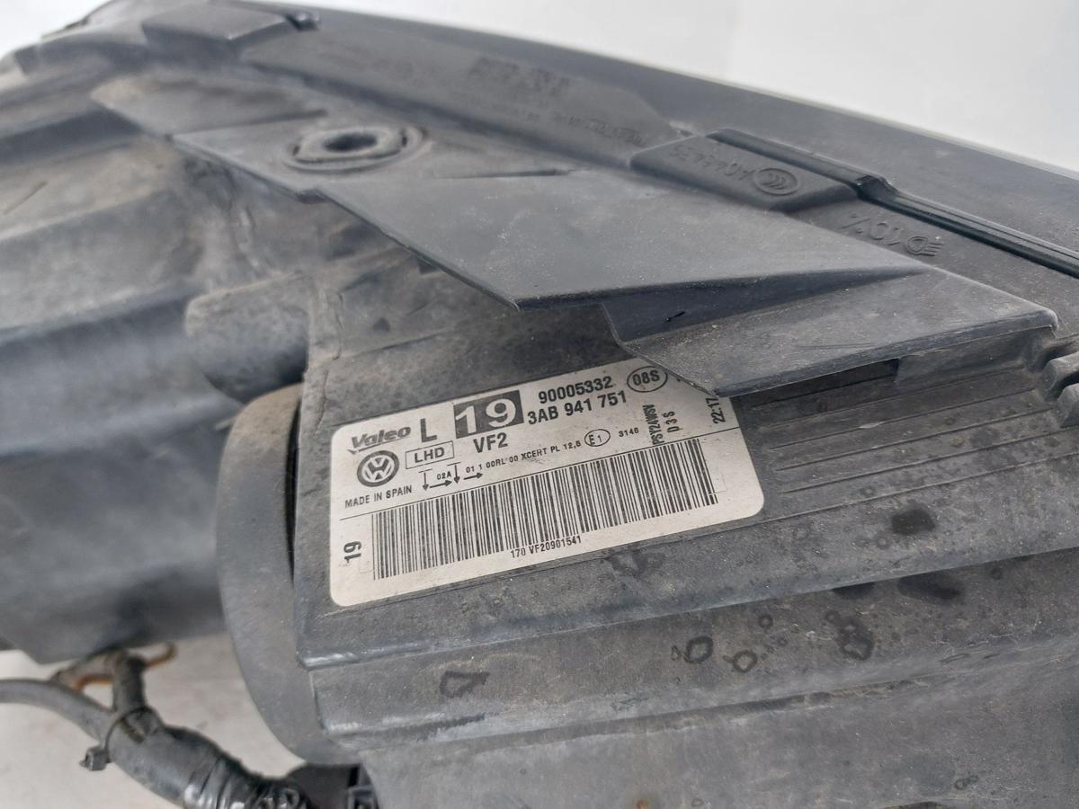 VW Passat 3C B7 Variant Satz Xenonscheinwerfer OEM Besch&auml;digt Bilder ansehen