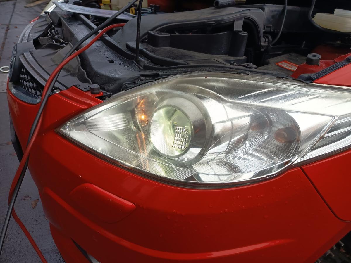 Mazda 5 CR orig Scheinwerfer links Xenon Front rot Bj 2009