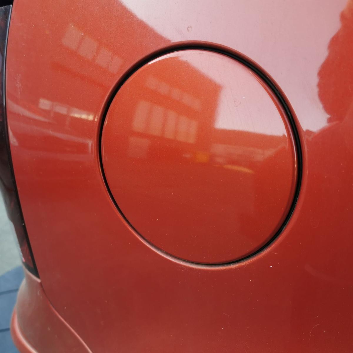 VW Polo 9N3 Tankklappe Tankdeckel Tankverschluss LA2W Copper Orange Metallic