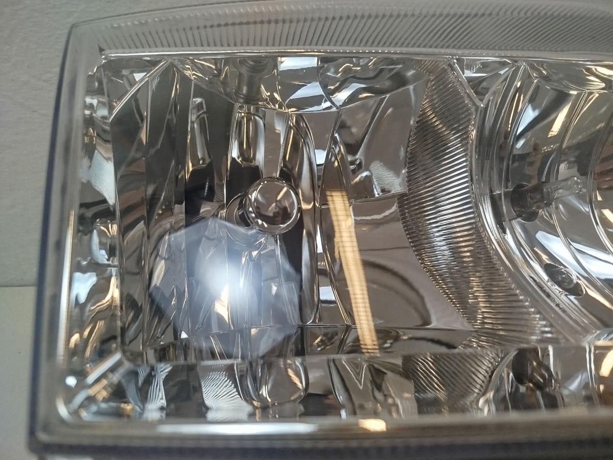 VW Polo 6N2 Scheinwerfer vorn rechts Halogen Lampe Zubeh&ouml;rteil TYC