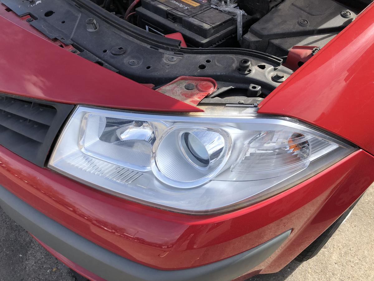 Renault Megane 2 II Grandtour Scheinwerfer links Frontscheinwerfer Halogen