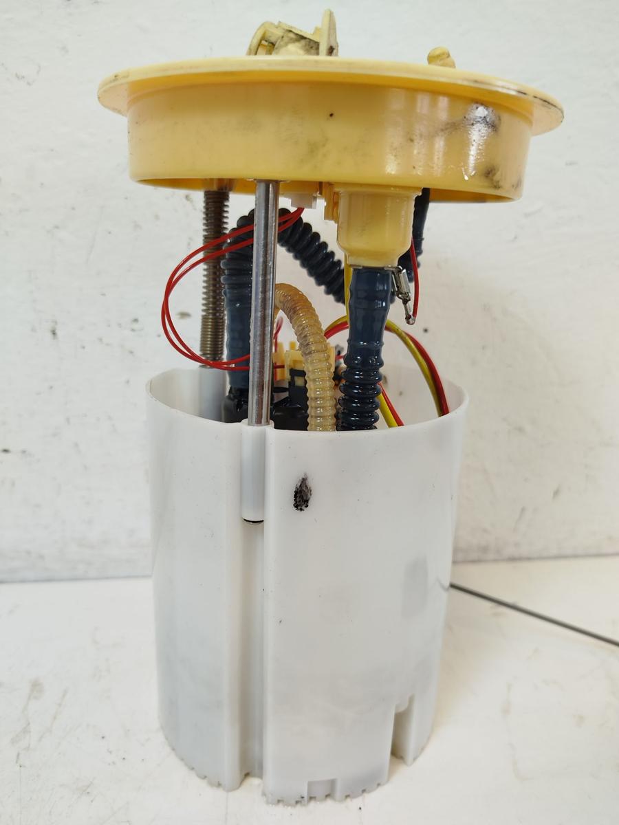 Ford Focus DYB CEW Turnier Kraftstoffpumpe Dieselpumpe 1.5TDCI 77kw Tankpumpe