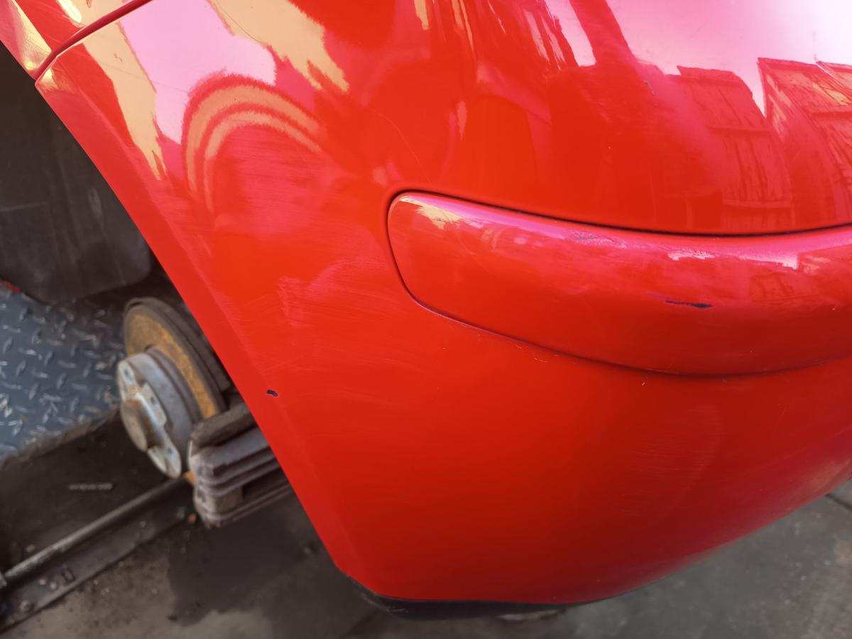 VW Polo 9N3 original Stoßstange Fänger hinten/Heck P3G Flashrot Bj 2006