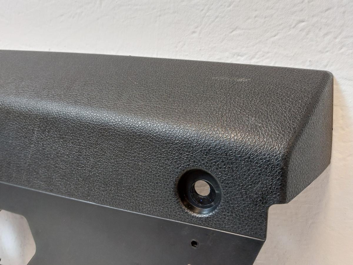 BMW 1er F20 Innenverkleidung Armaturenbrett unten rechts Fu&szlig;raum