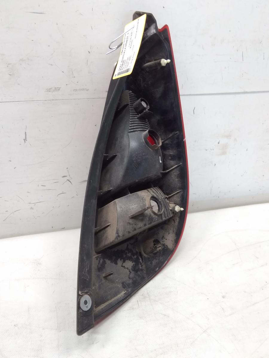 Suzuki Liana Kombi original Rückleuchte Schlussleuchte links 5-türig BJ2005