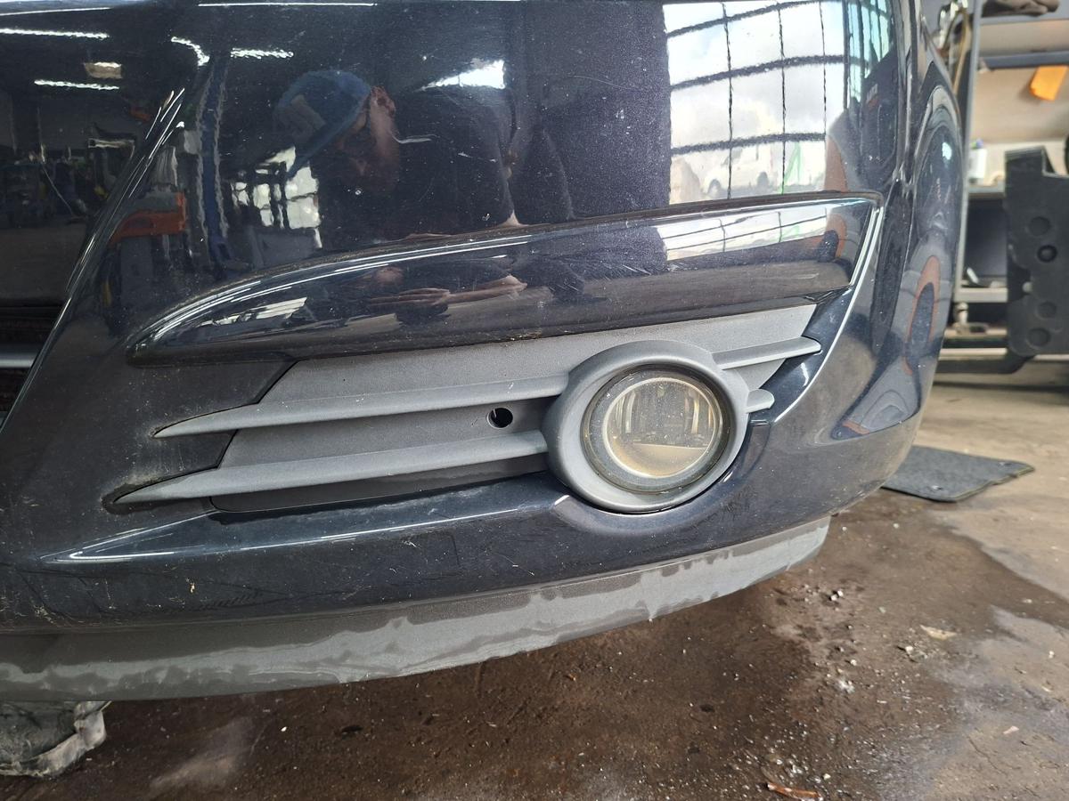 Opel Corsa D orig Stoßfänger Stoßstange vorn 2HU Saphirschwarz Metallic Bj 2007